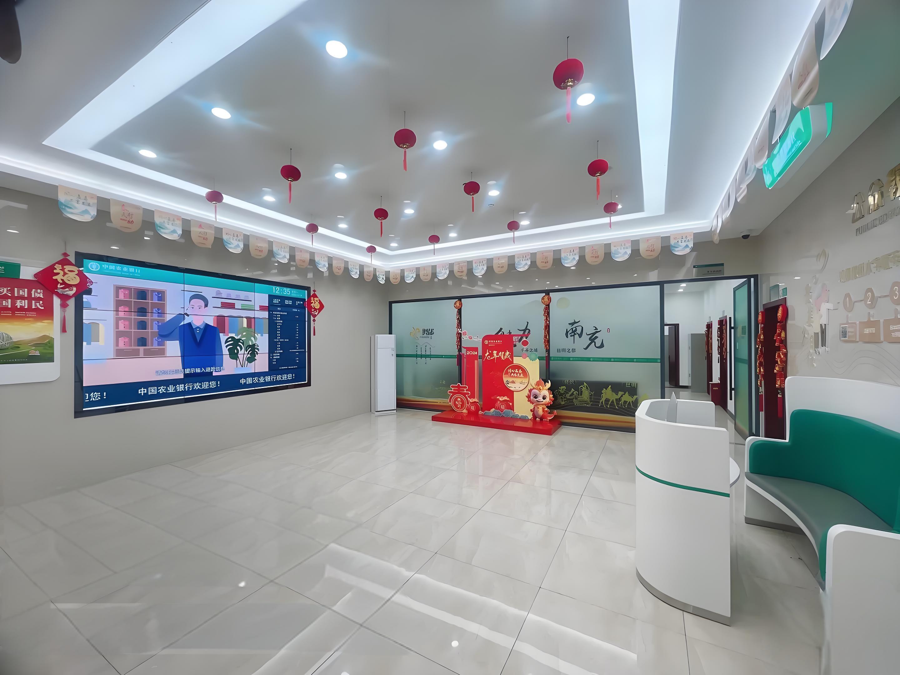 千巨传媒x9格拼接屏